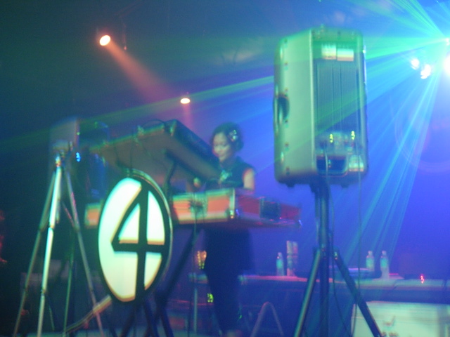 Scene Sound - Fanastic 4 rave - Suzy Solar2