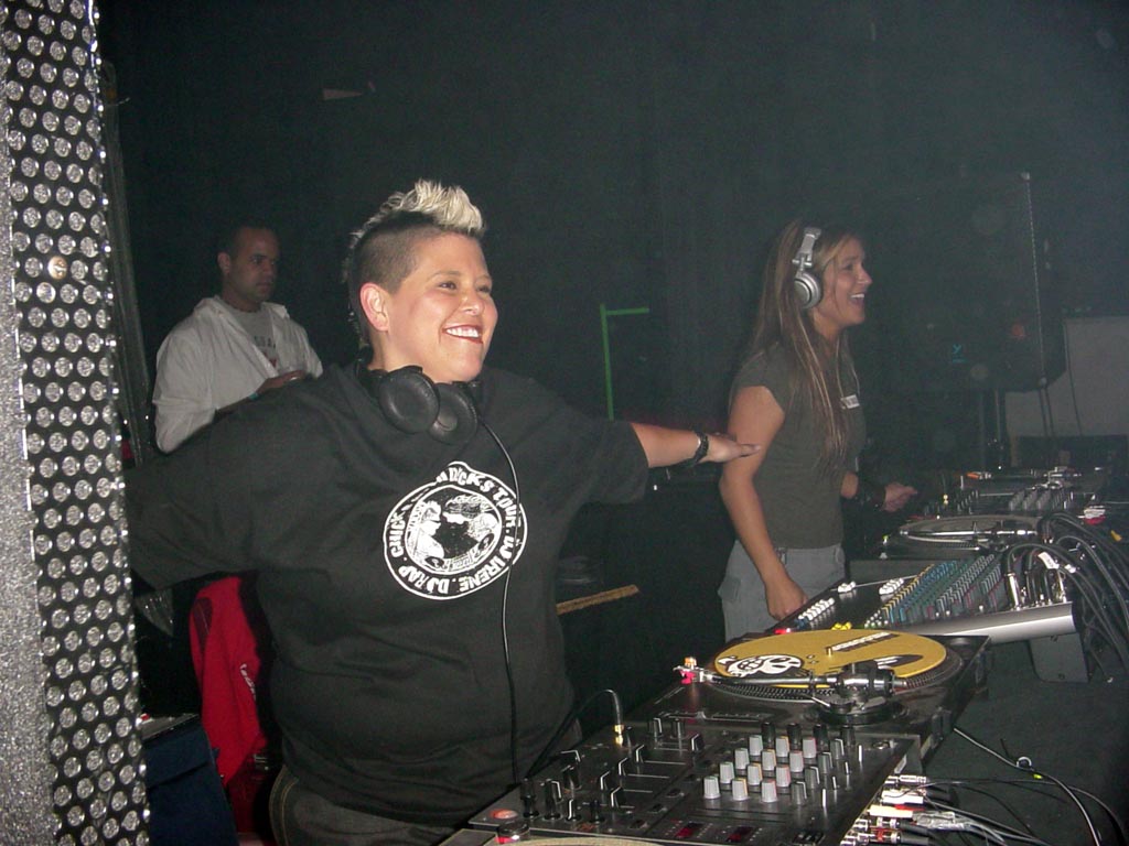 Buffalo chicks with decks april 2004 021