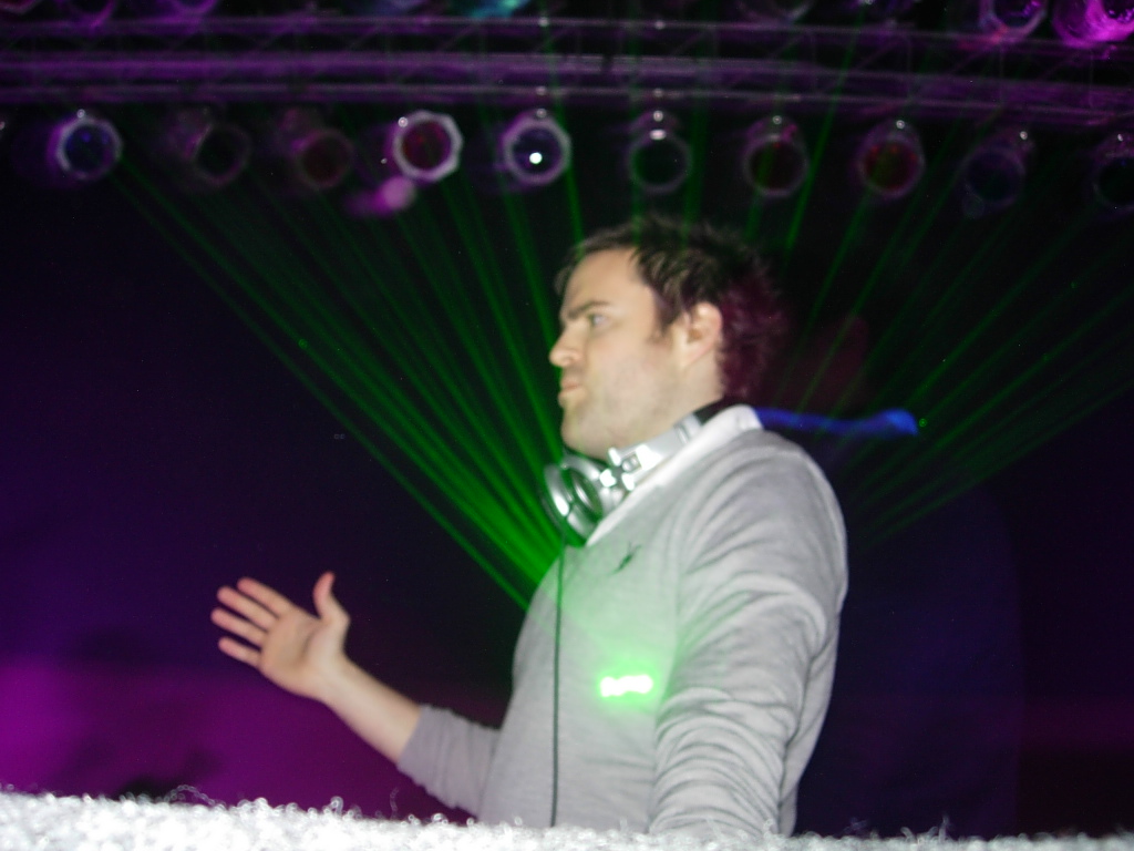 34 NeoKulture - Hudson Theater - Gareth Emery