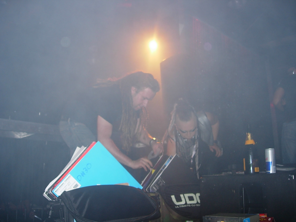 Scot Project & Yoji Biomehanika