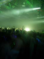 Crowd is jumping @ Space Park