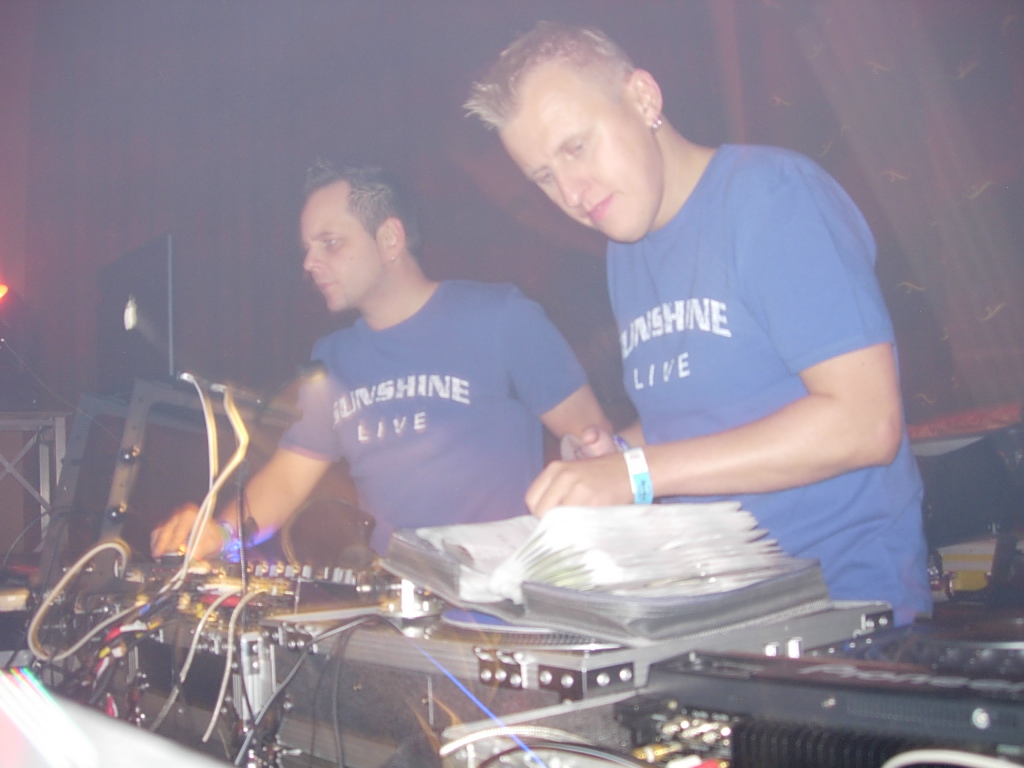 Hard Rock, Tampa - Falk DJ team - Sept 07