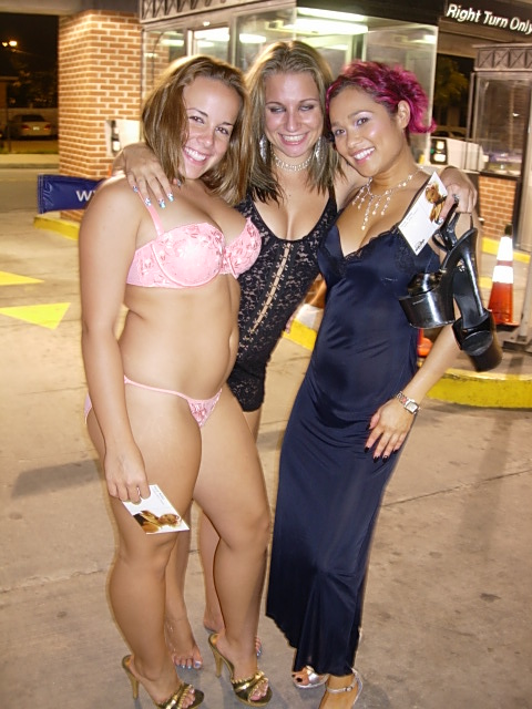 Tantra, parking lot