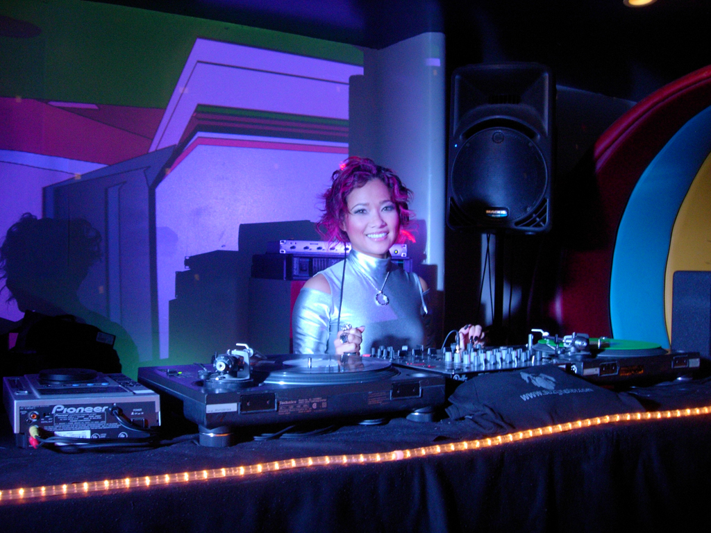 day 1 video shoot, dj scene 085