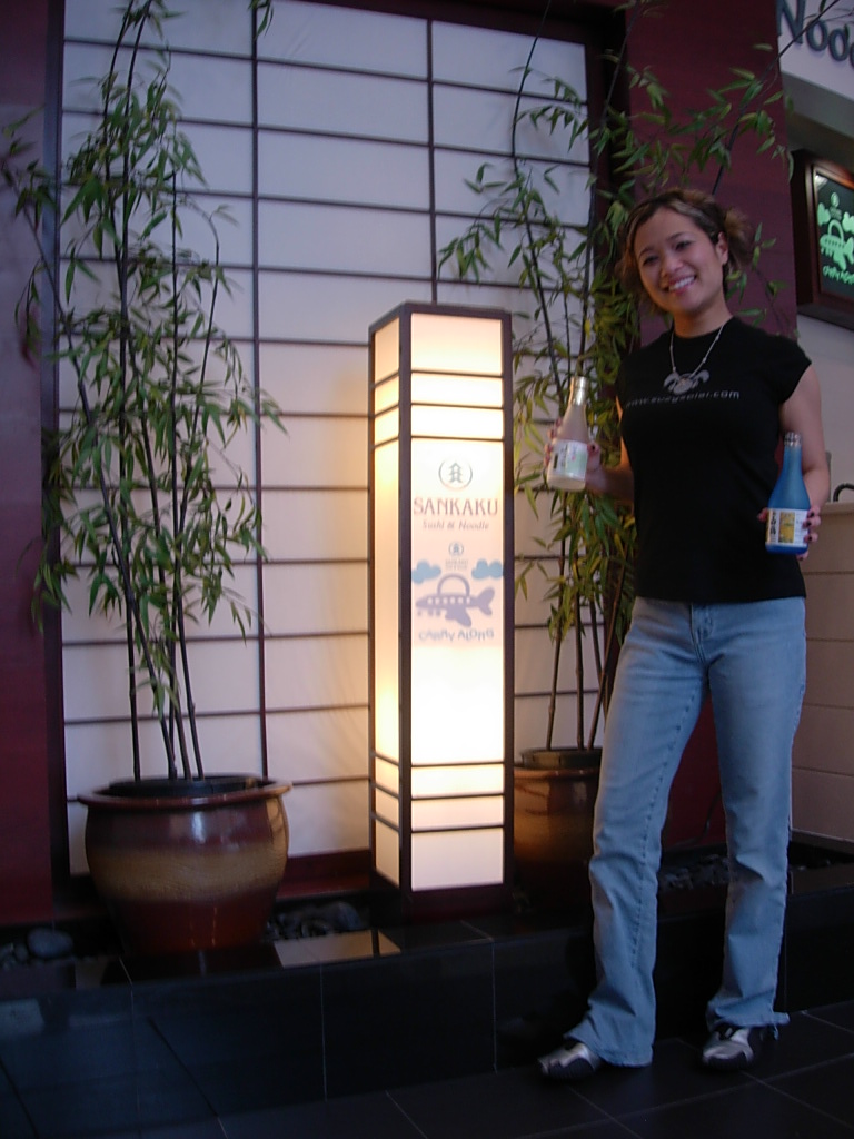 49. Leaving San Fran, having sushi & sake at Sankaku at the airport