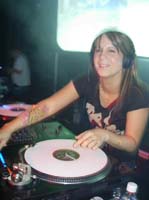 05. Space Girls 2 - DJ Shortee 